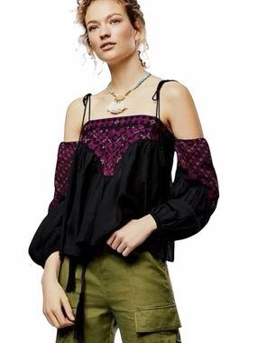 Free People "Vacay Vibin" Embroidered Cold Shoulder Boho Top Size S/M